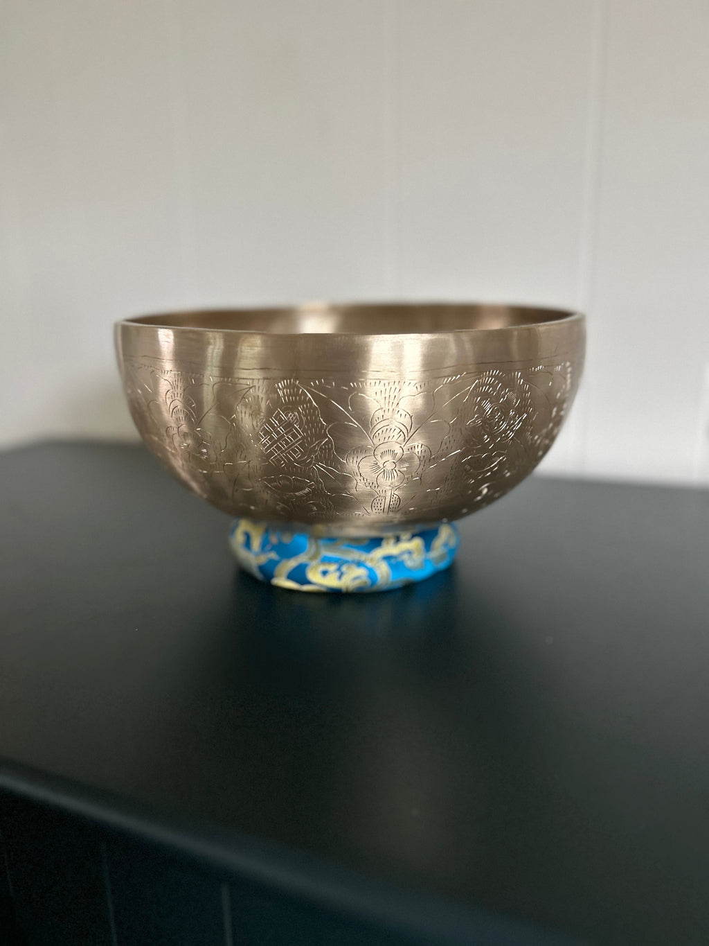 The Golden Leaf Bowl: 10.5 inch | 3rd Octave Subtle Etchings - view 4