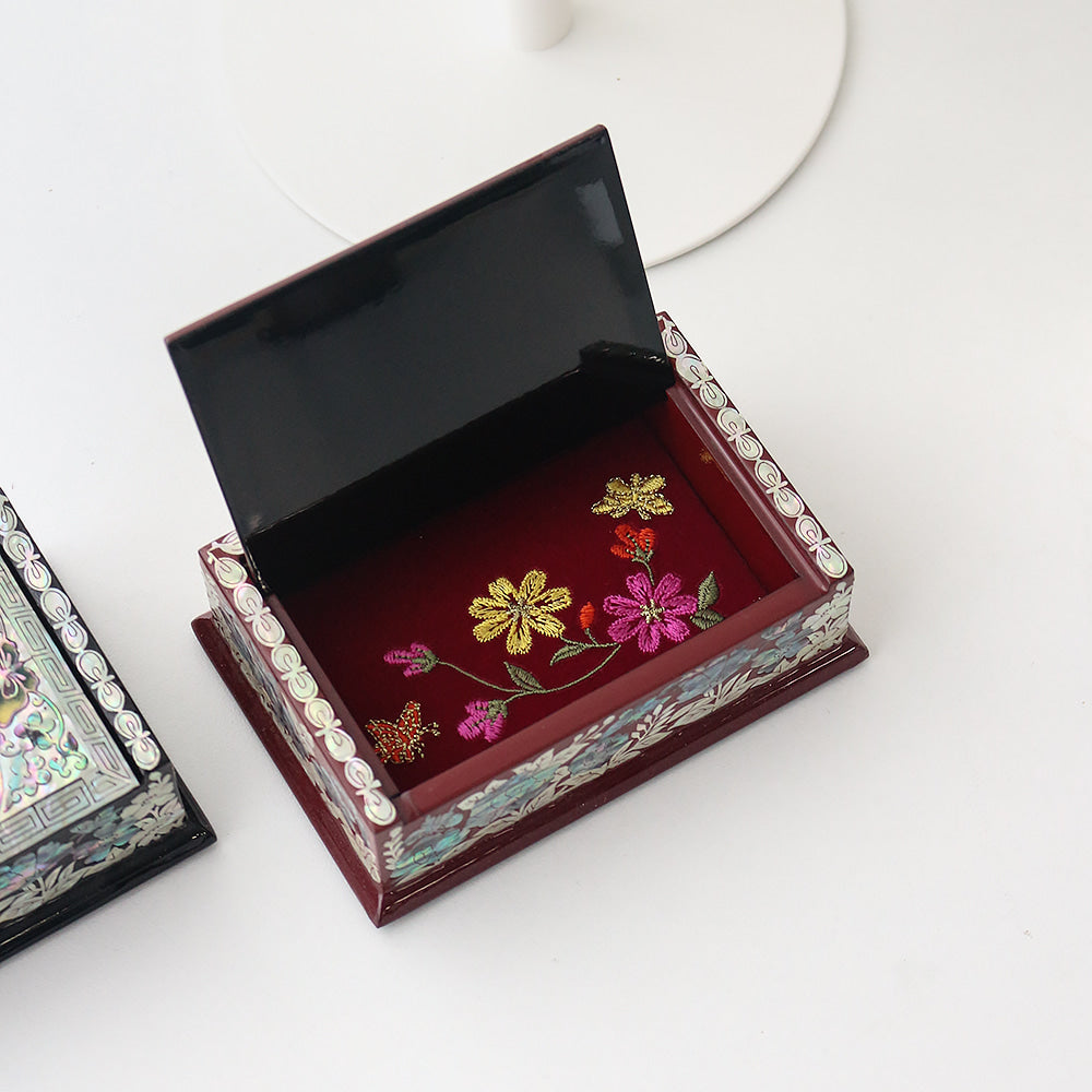 Najeon Mother-of-Pearl Trinket Box (by Kim Young-man) - view 7
