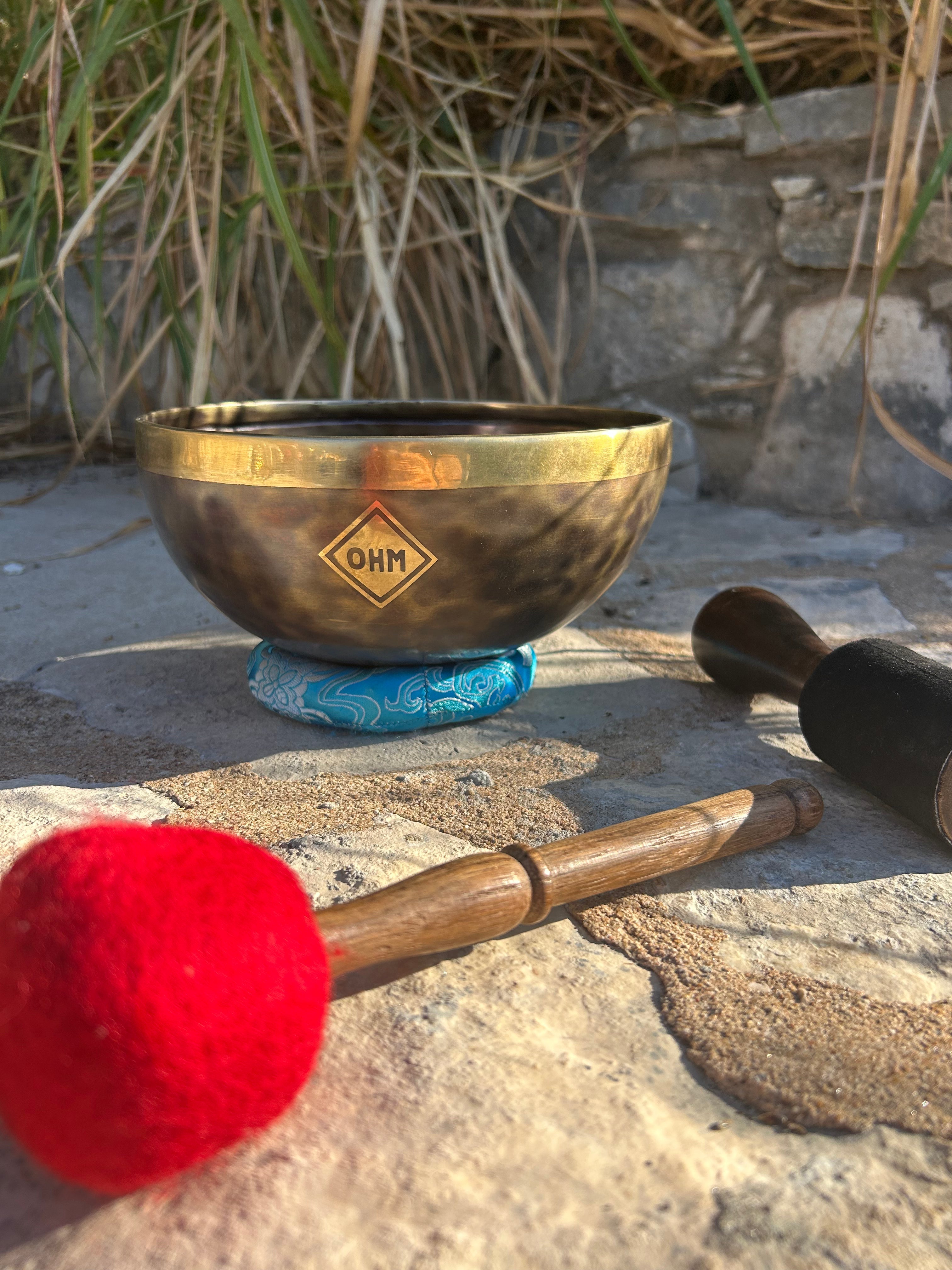 The Ohm Store E Note 3rd Octave - Legacy Collection Handmade Bronze Makers Mark Singing Bowl - view 5