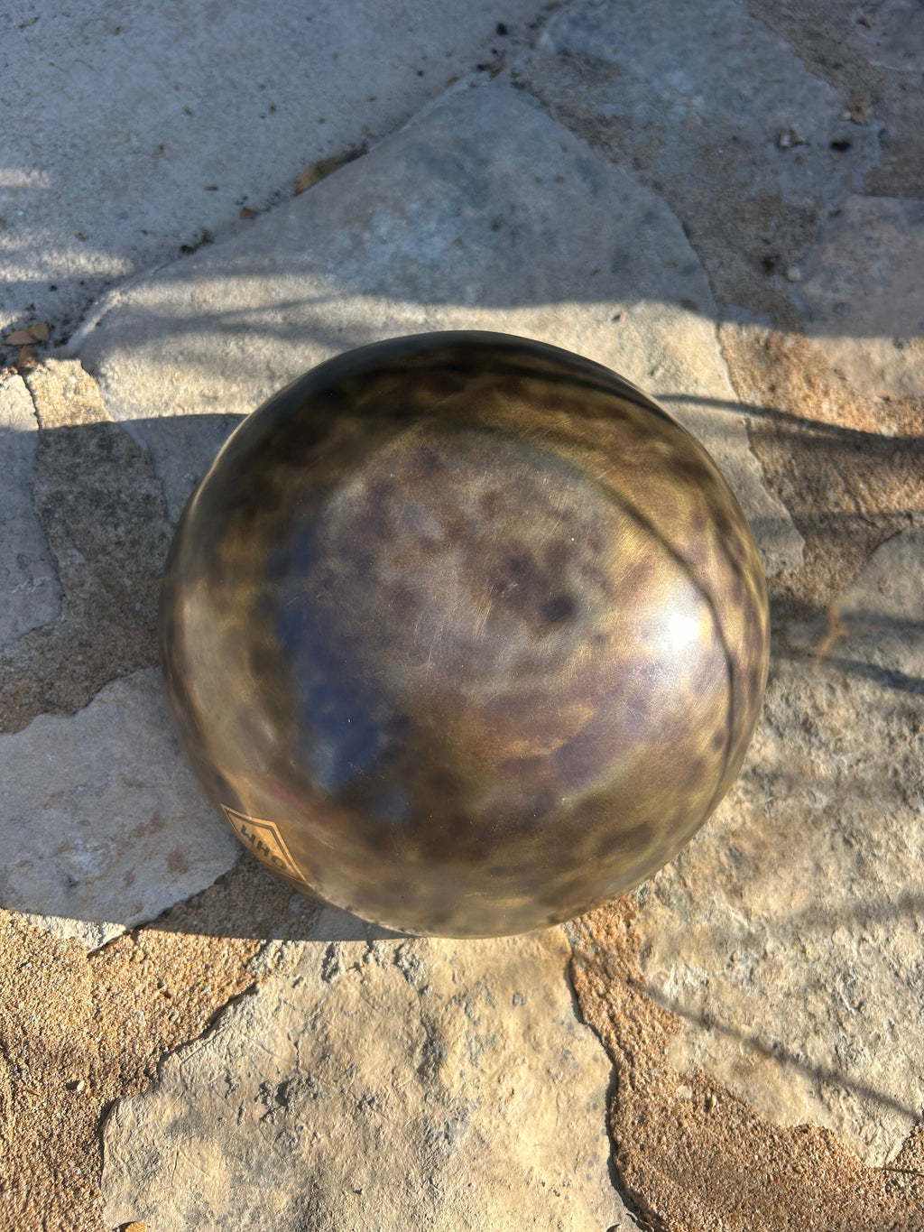 The Ohm Store E Note 3rd Octave - Legacy Collection Handmade Bronze Makers Mark Singing Bowl - view 4