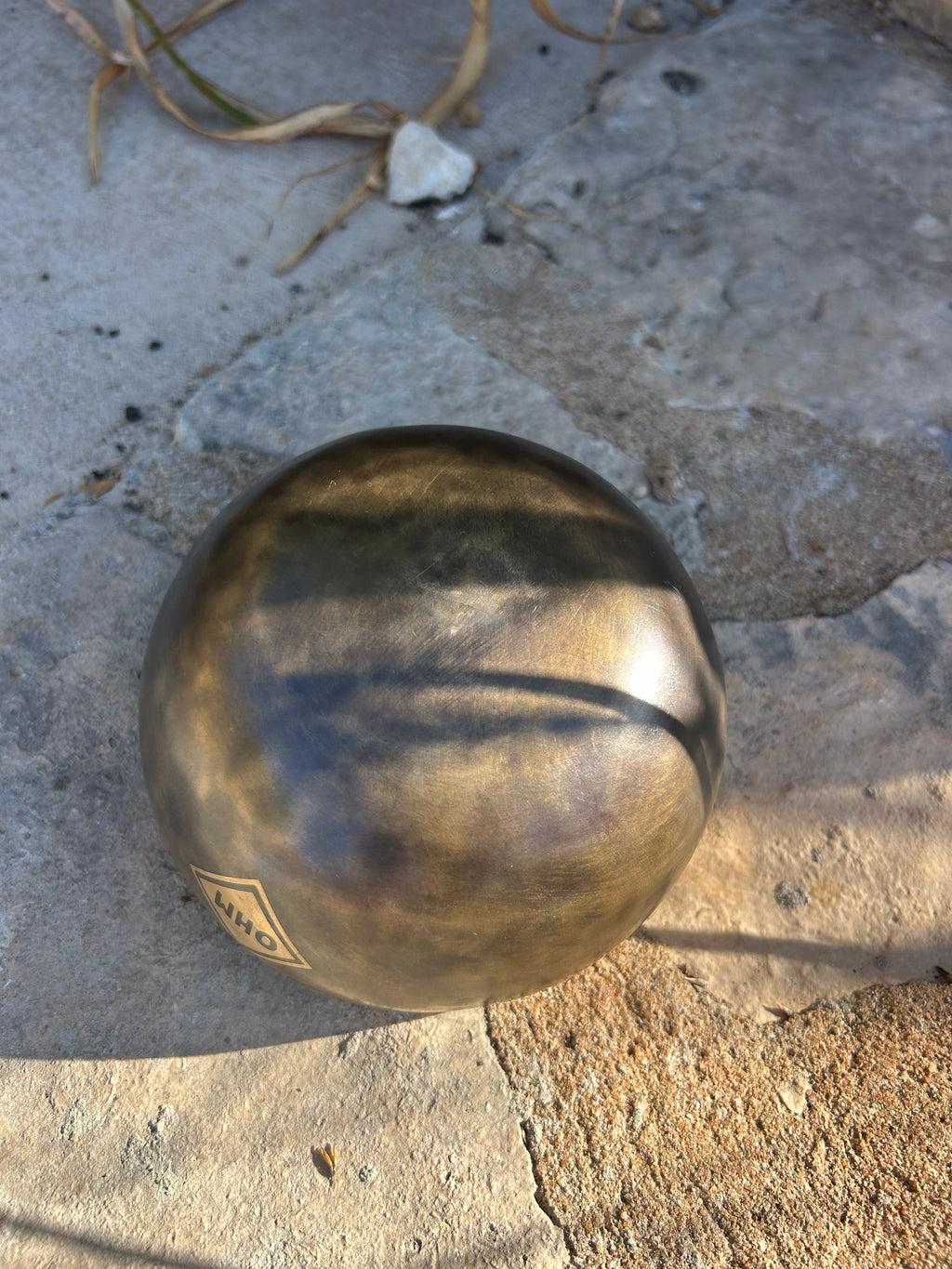 The Ohm Store E Note 4th Octave - Legacy Collection Handmade Bronze Makers Mark Singing Bowl - view 8