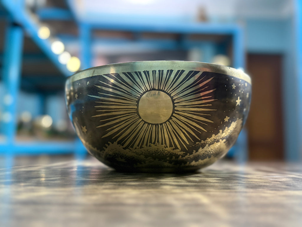 The Peeking Sun Bowl 9 Inch Special Edition Singing Bowl - view 8