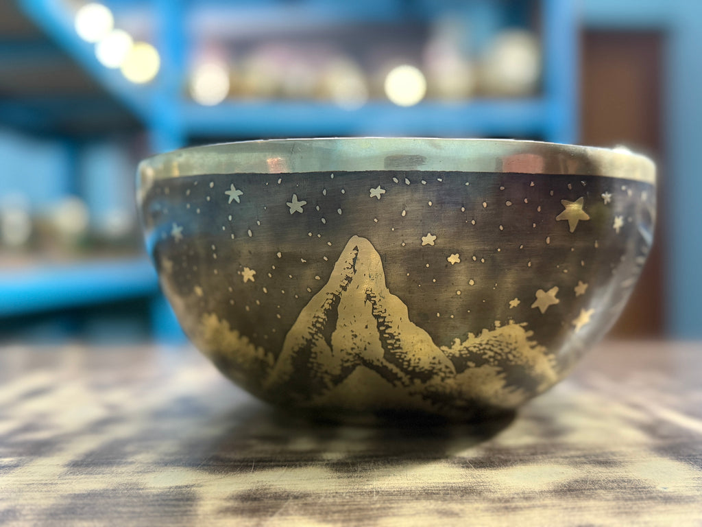 The Peeking Sun Bowl 9 Inch Special Edition Singing Bowl - view 6