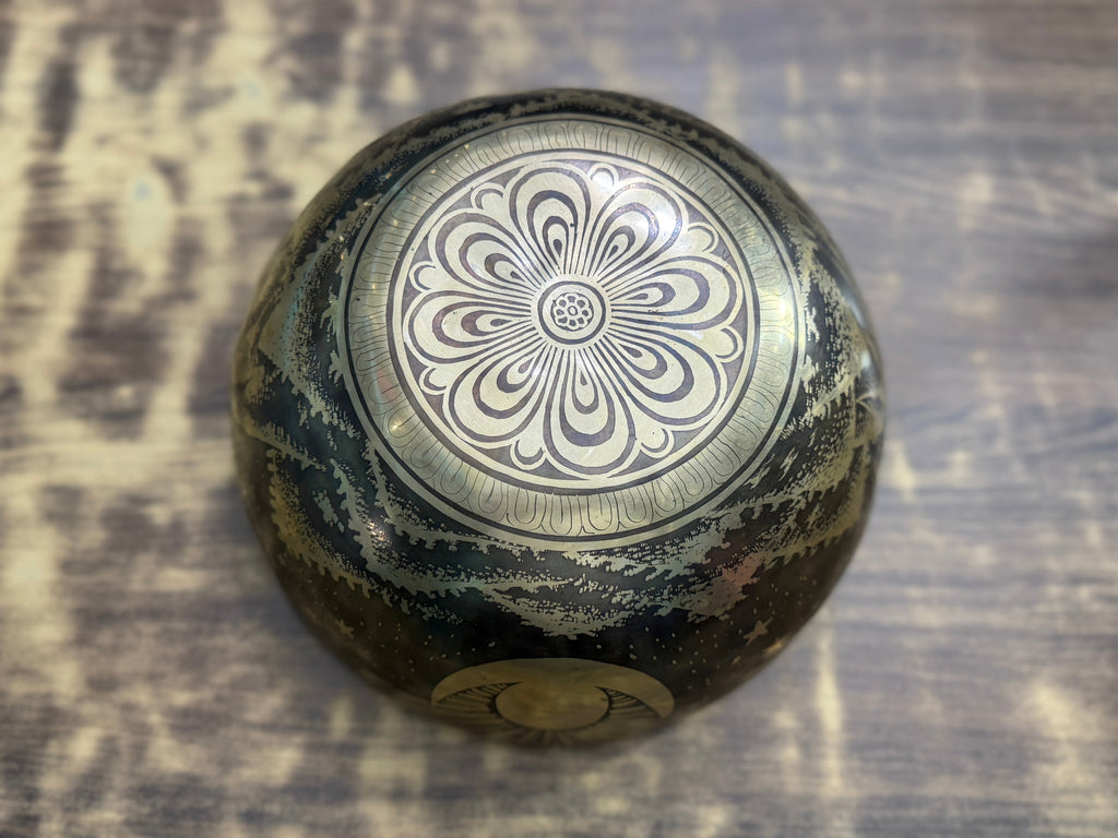 The Peeking Sun Bowl 9 Inch Special Edition Singing Bowl - view 3
