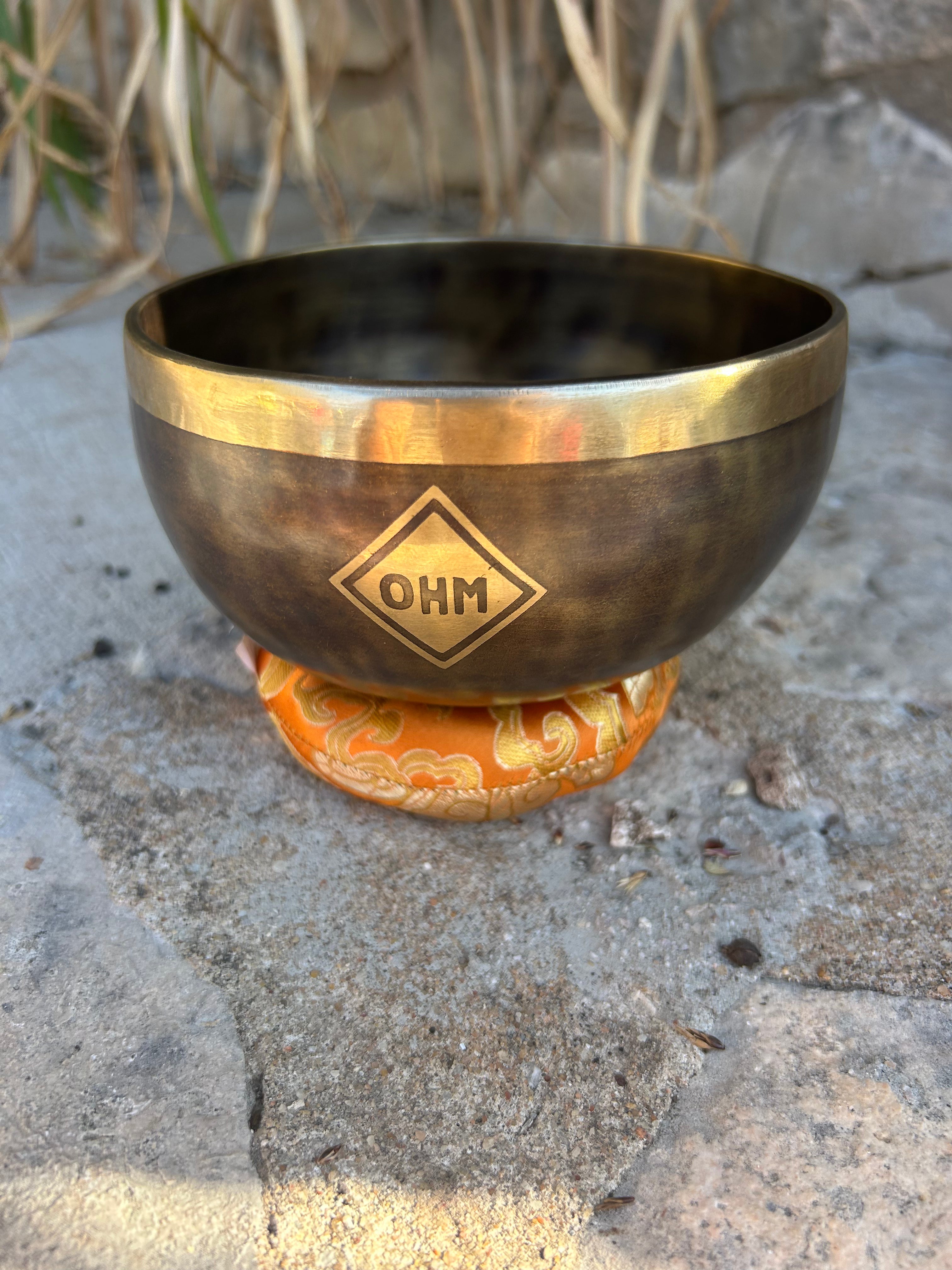 The Ohm Store F Note 4th Octave - Legacy Collection Handmade Bronze Makers Mark Singing Bowl - view 5