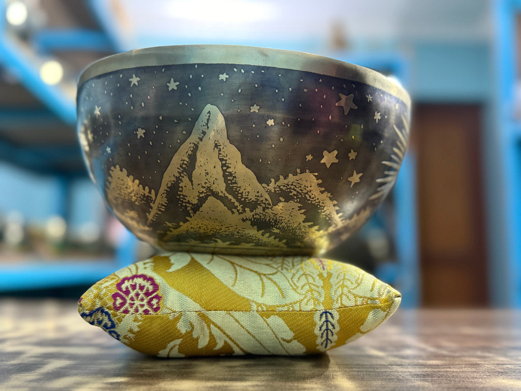 The Peeking Sun Bowl 9 Inch Special Edition Singing Bowl - view 2