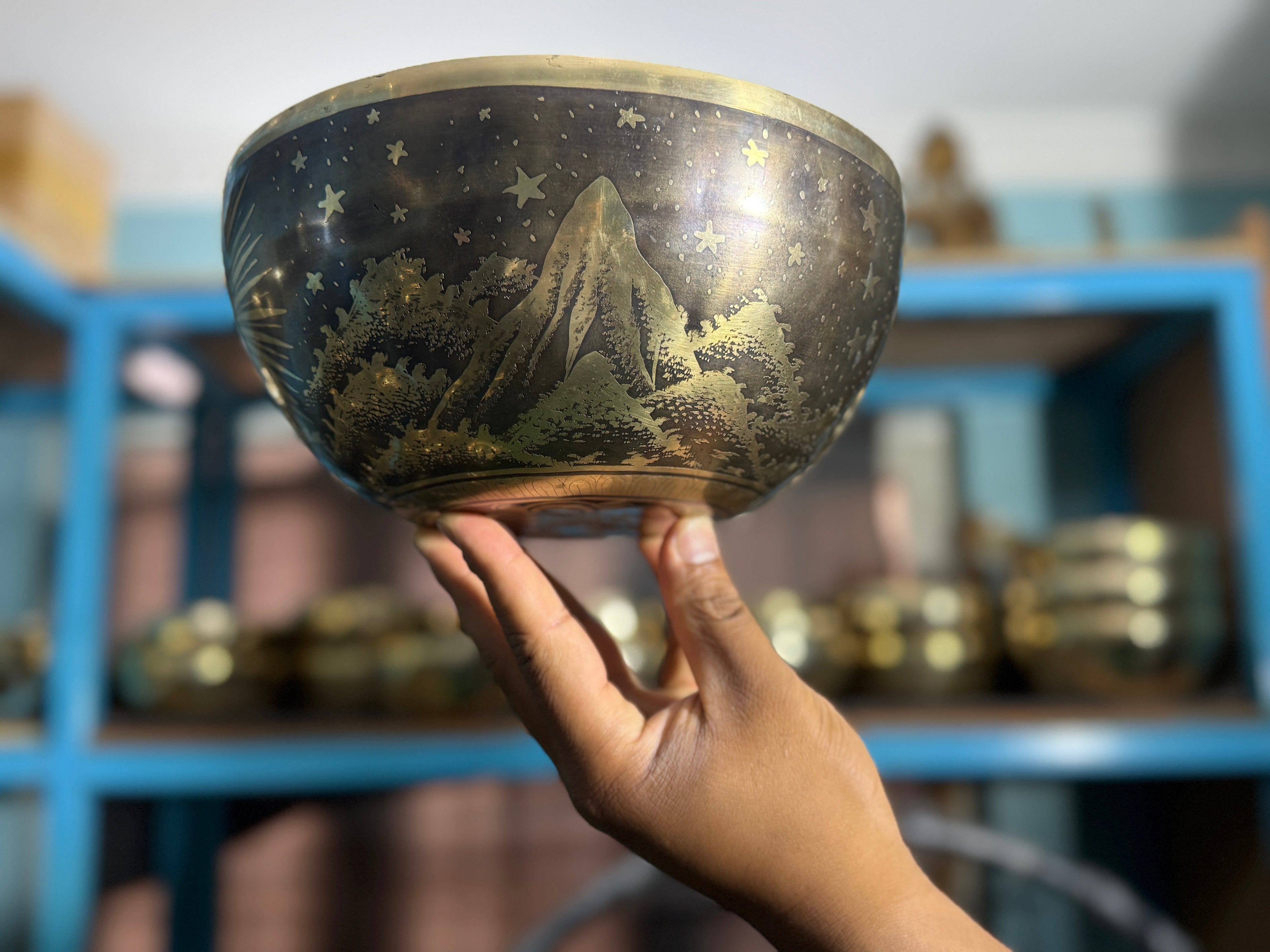 The Peeking Sun Bowl 9 Inch Special Edition Singing Bowl - view 5