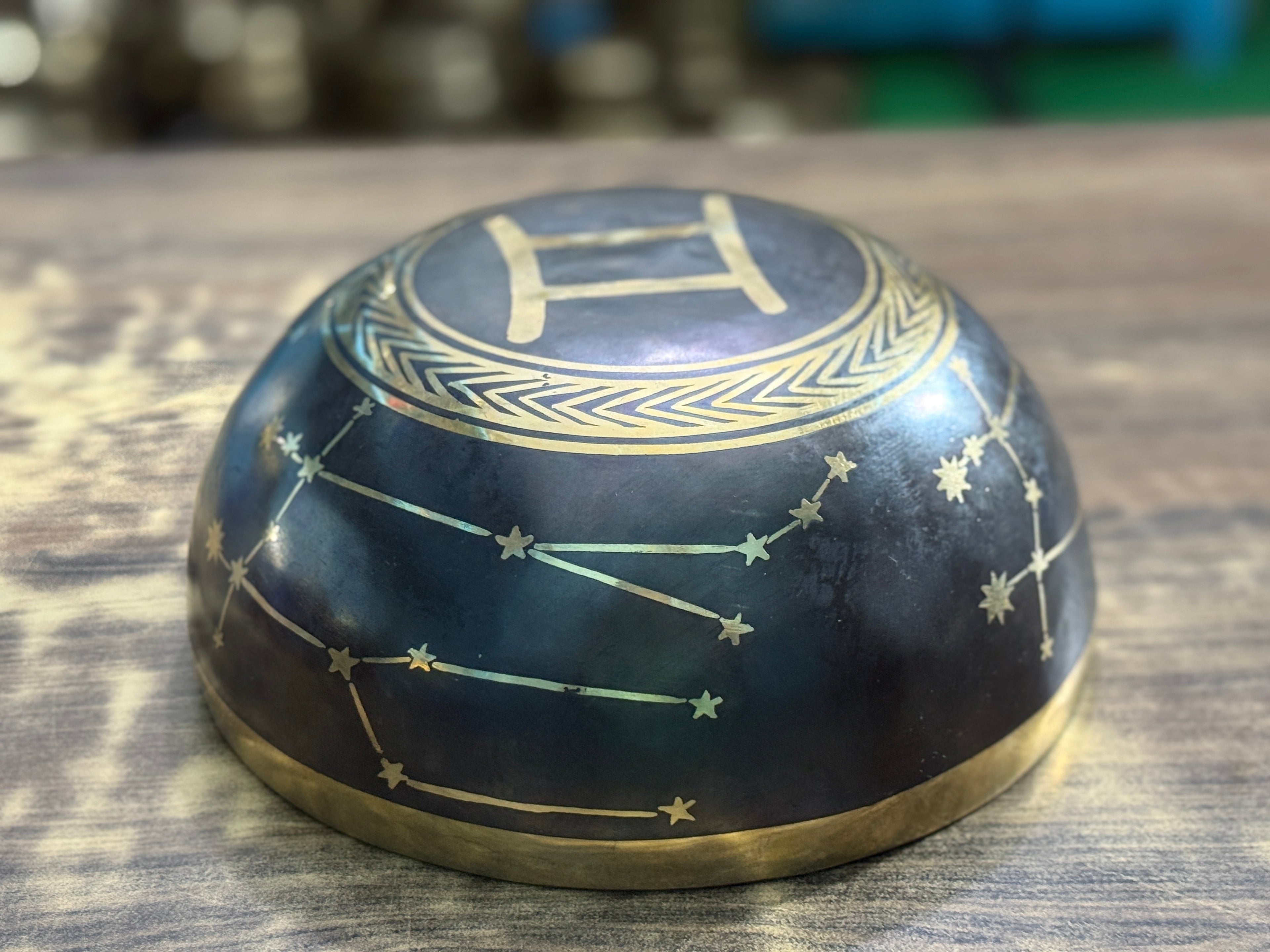 The Gemni Singing Bowl - 9 inch Large | Handmade In Nepal - view 2