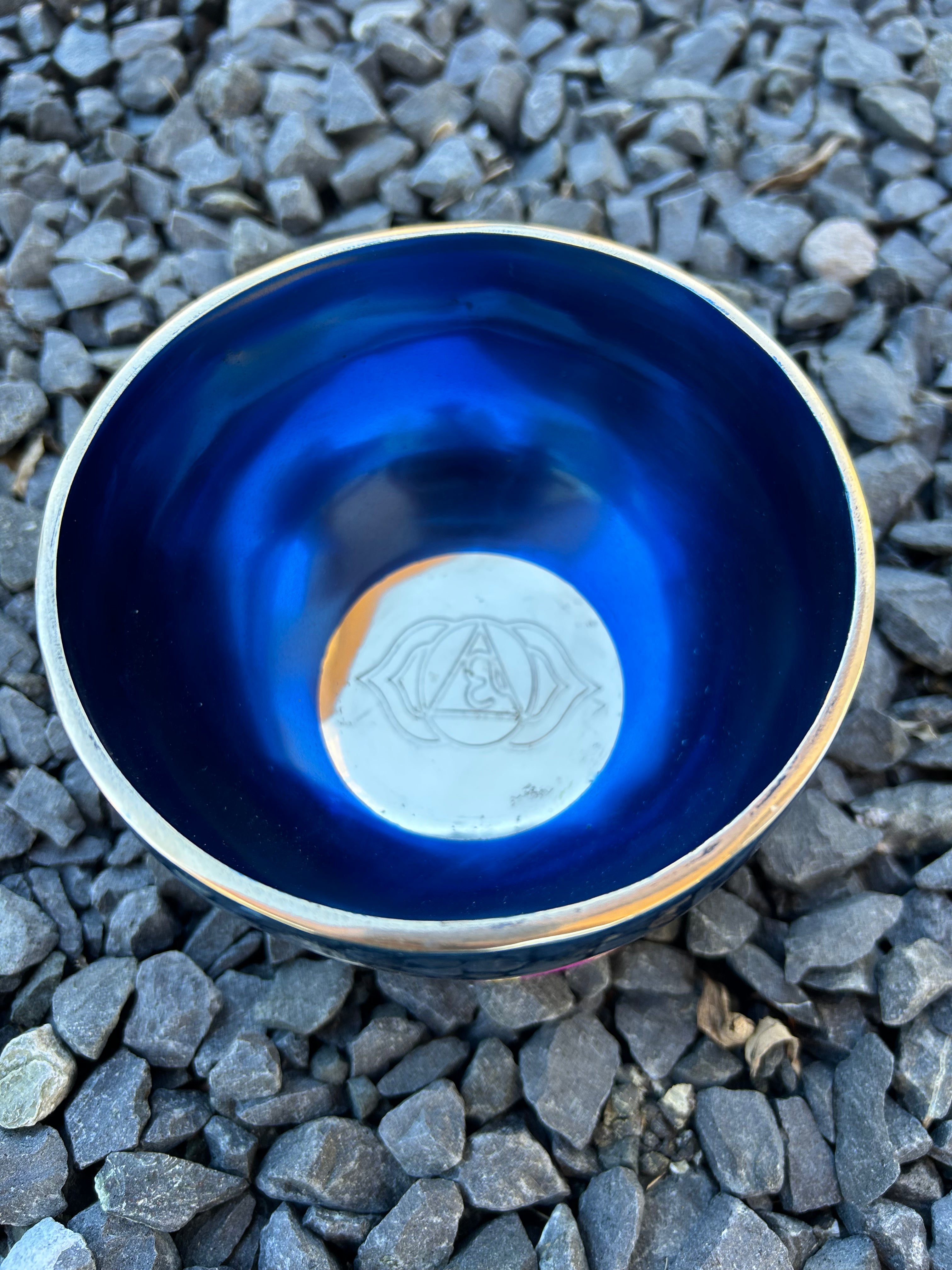 The Ohm Store 4.75 Inch 4th Octave A-Note Third Eye Chakra Bowl - view 5
