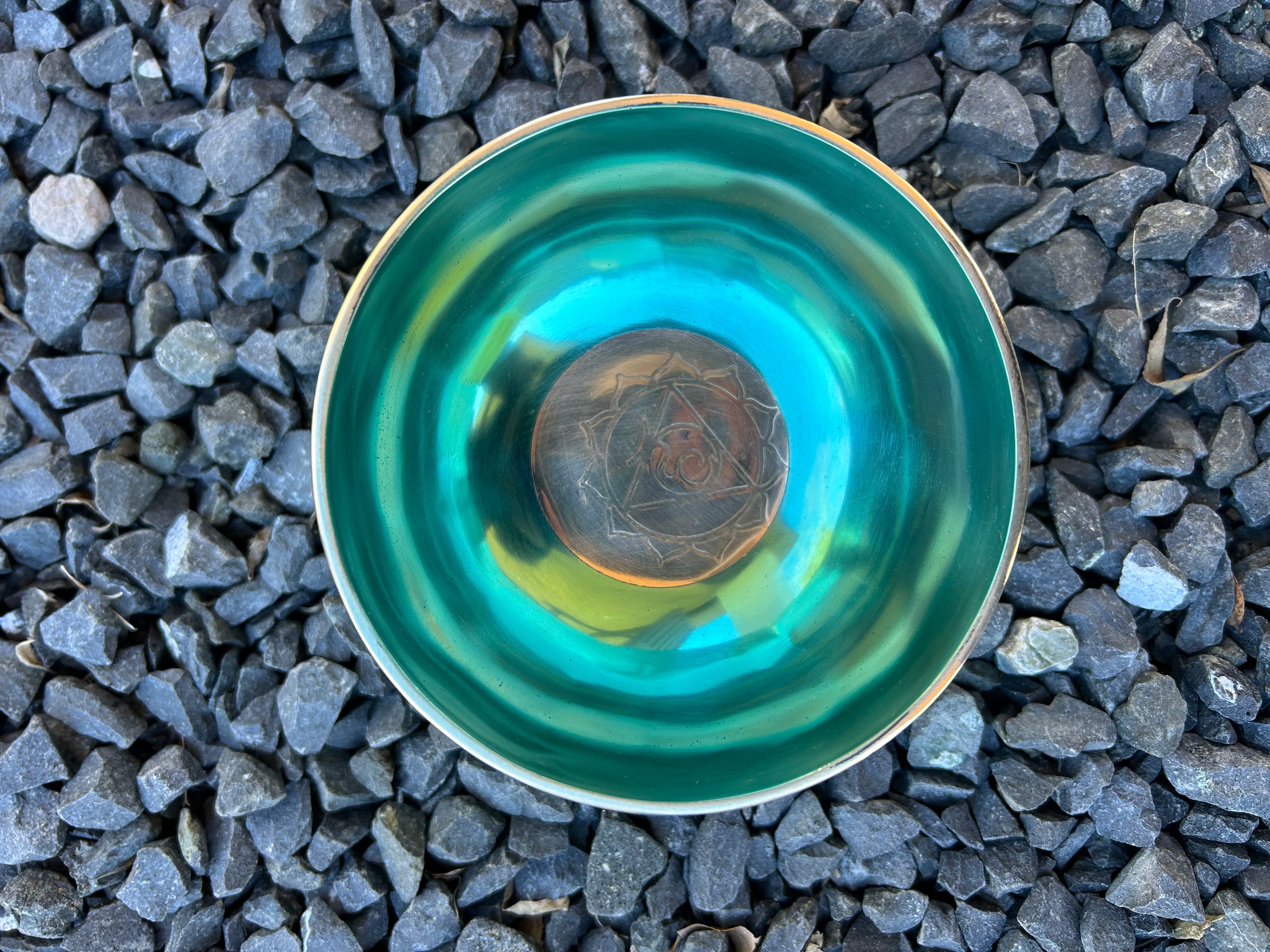 The Ohm Store 5.25 Inch 4th Octave G-Note Throat Chakra Bowl - view 4
