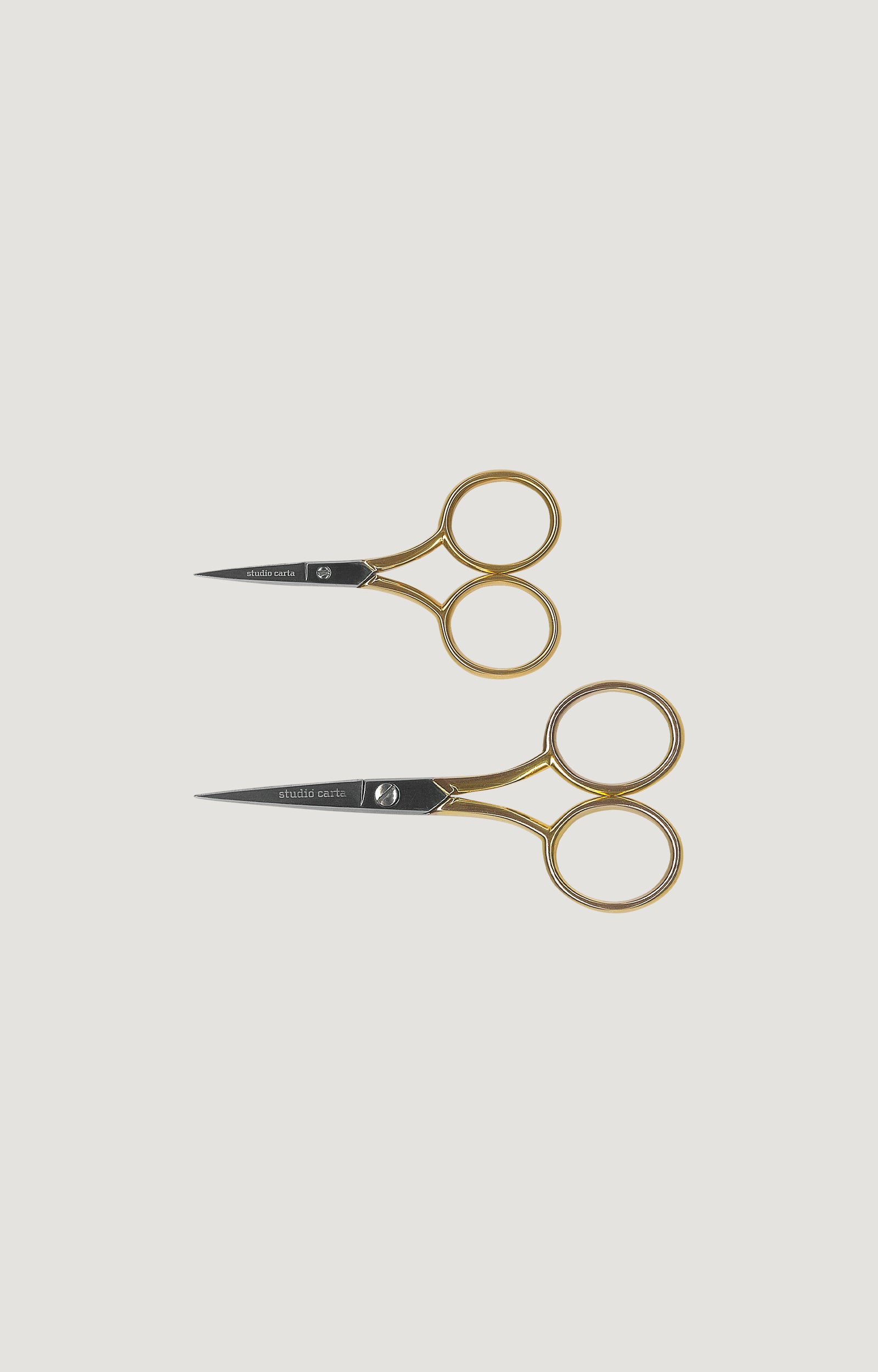 KBP Fabrics Studio Carta Ribbon Scissors