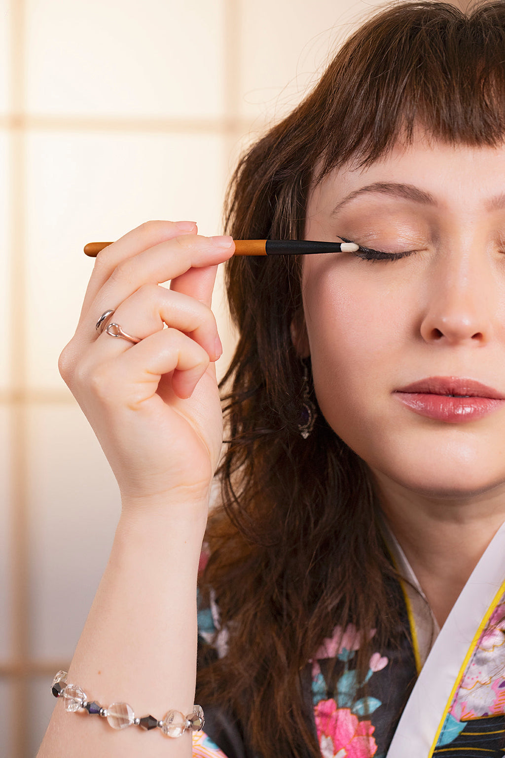 Koyudo Kakishibuzome KSZ-06 Eyeliner Brush - view 3