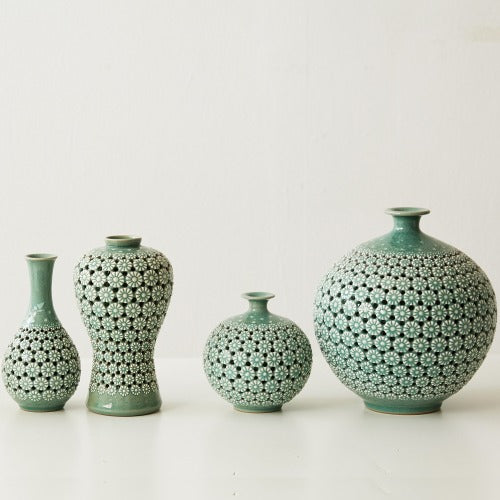 Korean Object - Chrysanthemum, White - view 2
