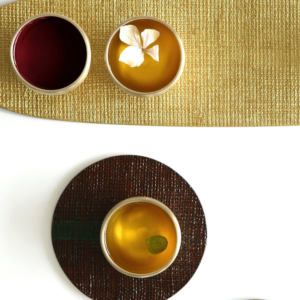 Notdam Bangjja Brass Dew Drop Soju Cup Set of 2 - view 3