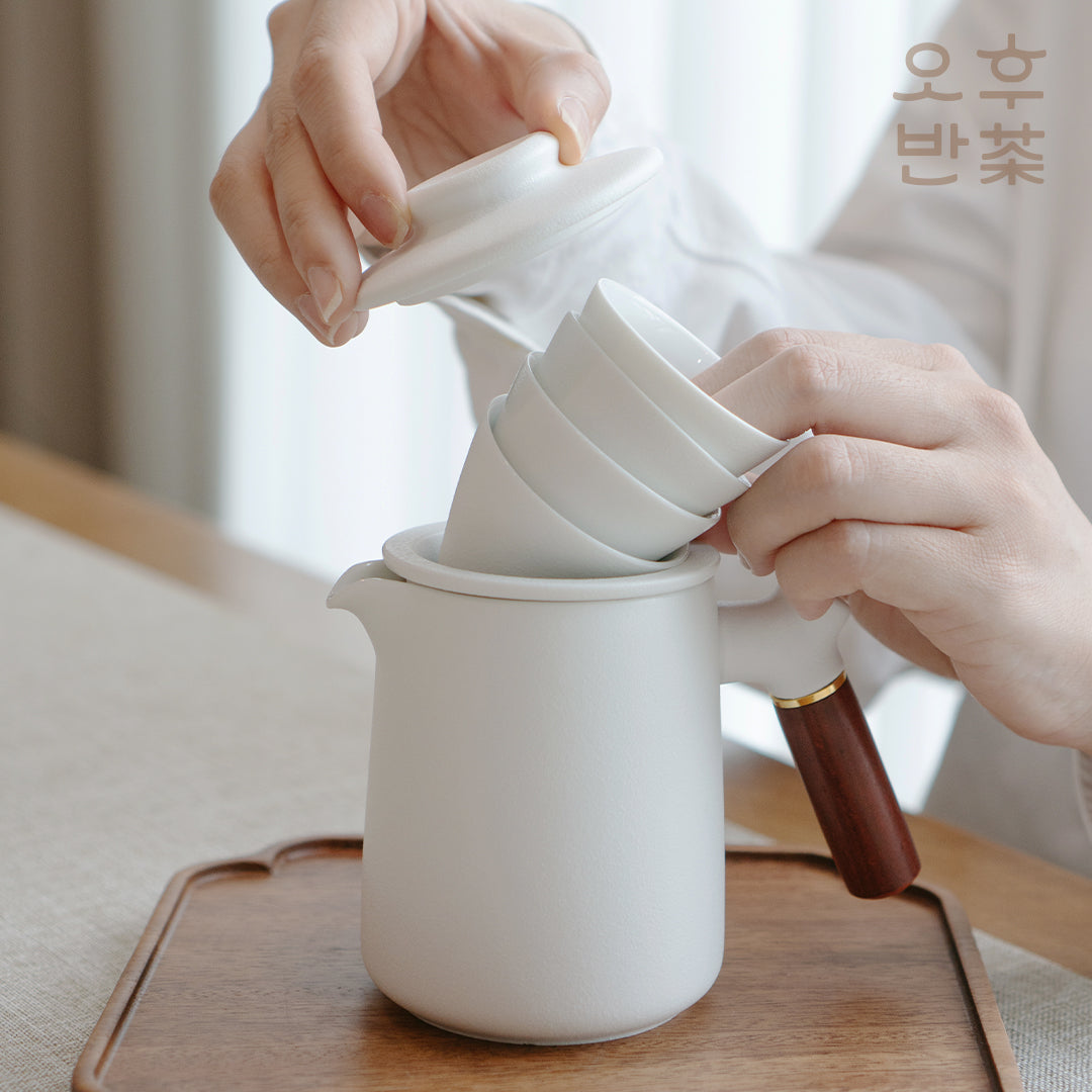 KOHGANE Korean Teapot Teacup Ceramic Portable - Tea Ritual Object - view 3