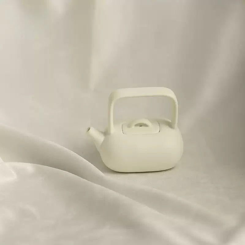 KOHGANE Korean Teapot Ceramic - Tea Ritual Object - view 4
