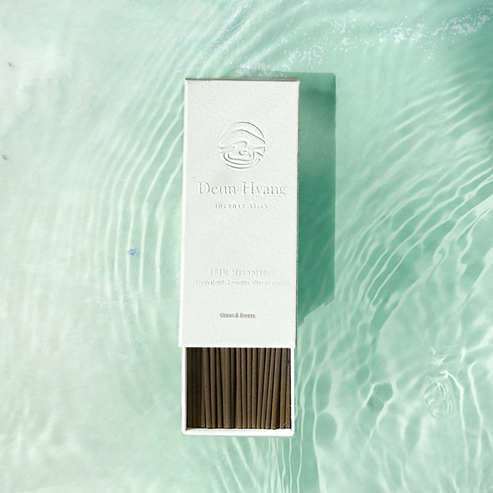 Glossier 'Cry' Incense Holder