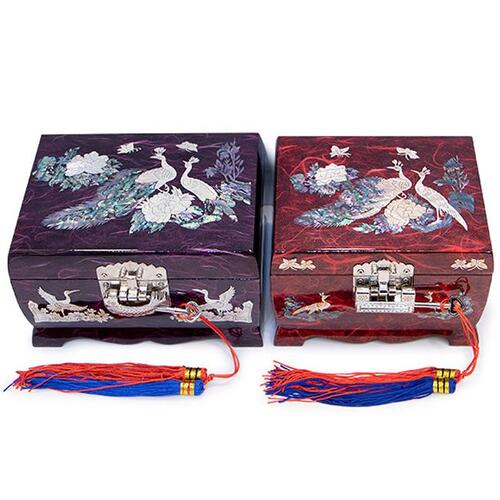 Najeon Mother-of-Pearl Jewelry Box (by Oh Myung-ho) - view 4