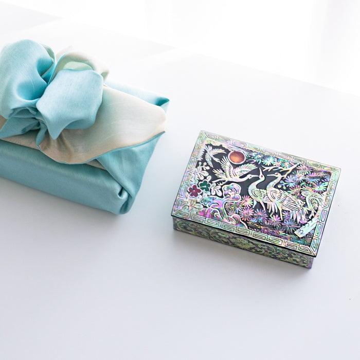 Najeon Mother-of-Pearl Keepsake Box - Crane & Pine (II)