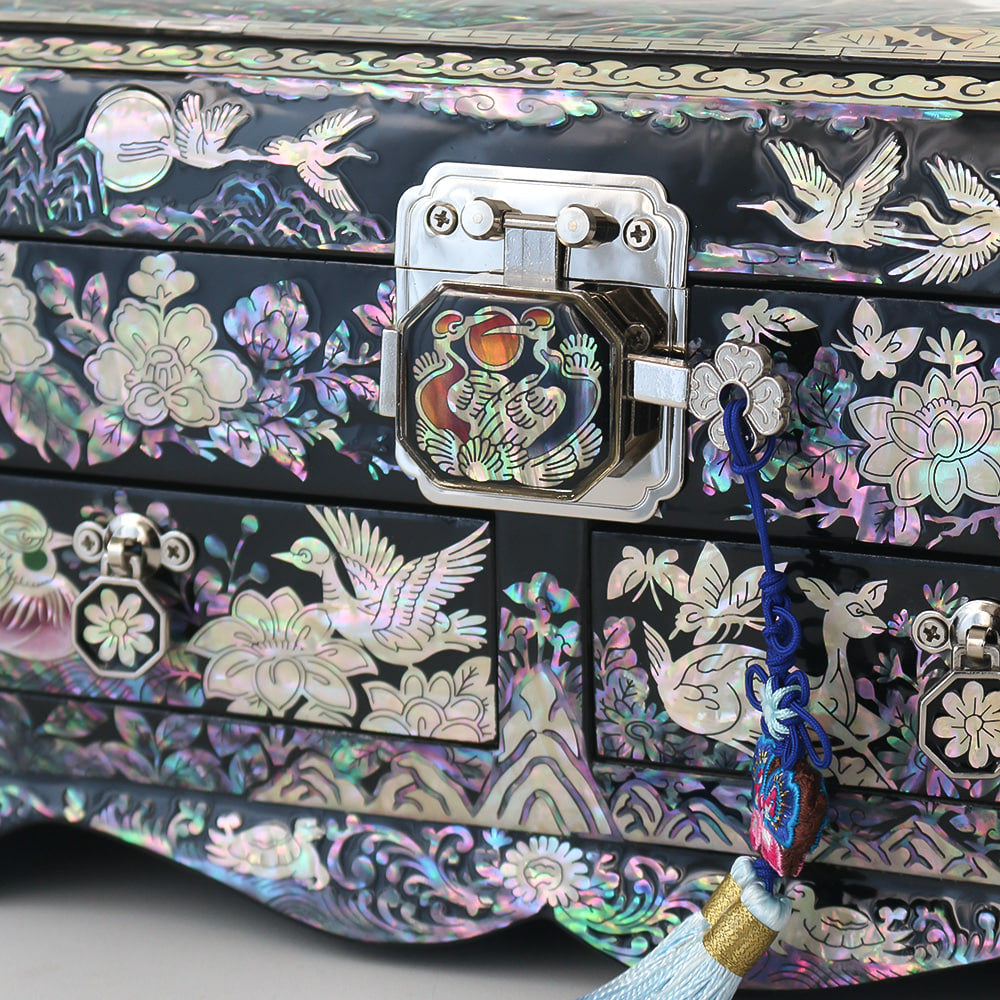 Najeon Mother-of-Pearl Jewelry Box - Crane & Pine (X) - view 4