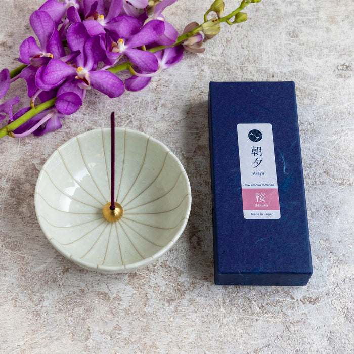 Asayu Japan Low Smoke Incense Gift Set [ Sakura Cherry Blossom Incense Sticks+ White Lotus Incense Holder ]