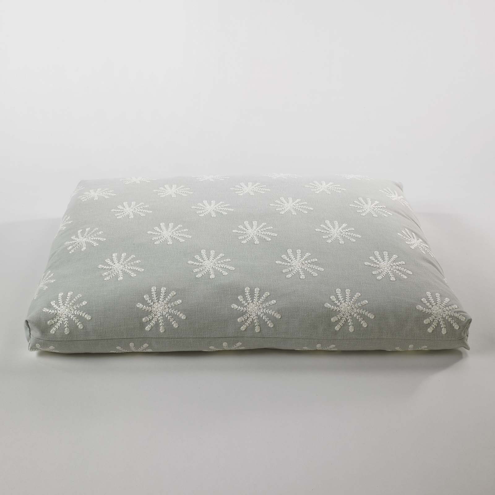 DharmaCrafts Snowflake Zafu Zabuton Set - view 4