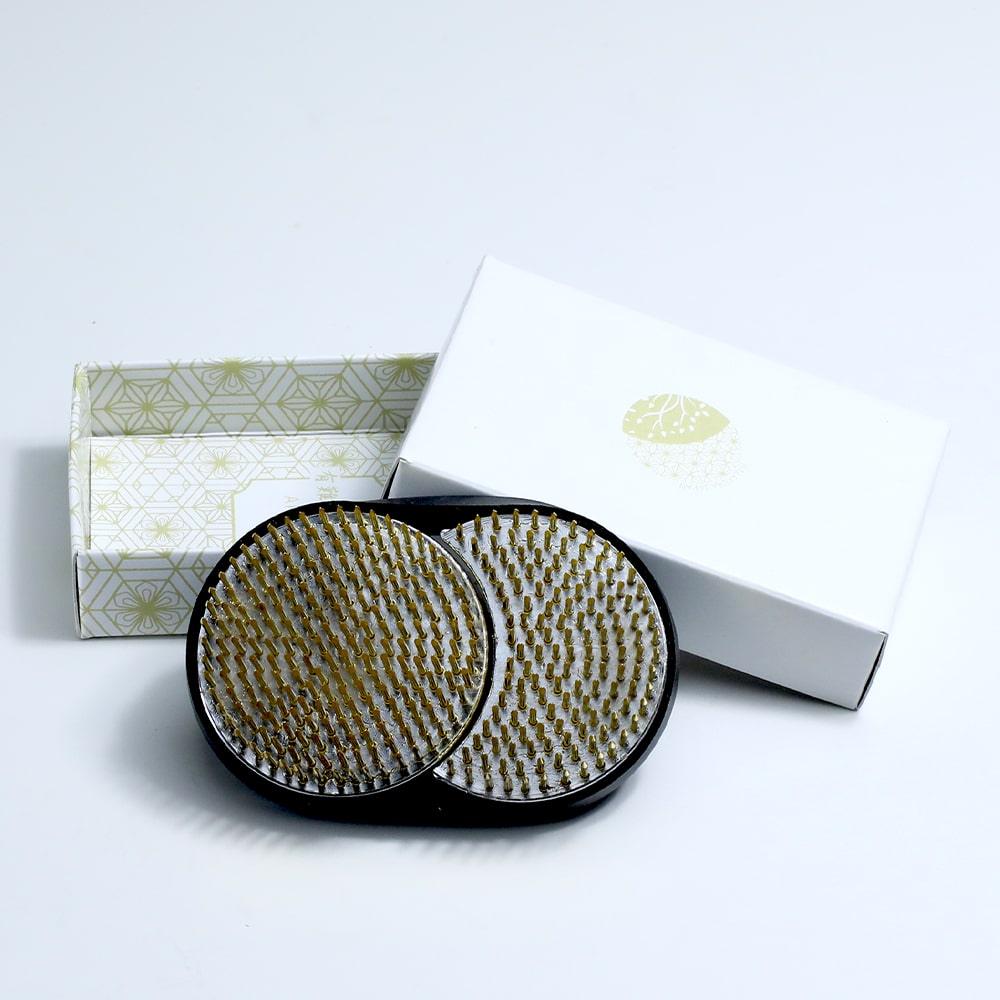 Wazakura 3-3/4"x2-1/4"(93x59mm) Sun and Moon Ikebana Kenzan