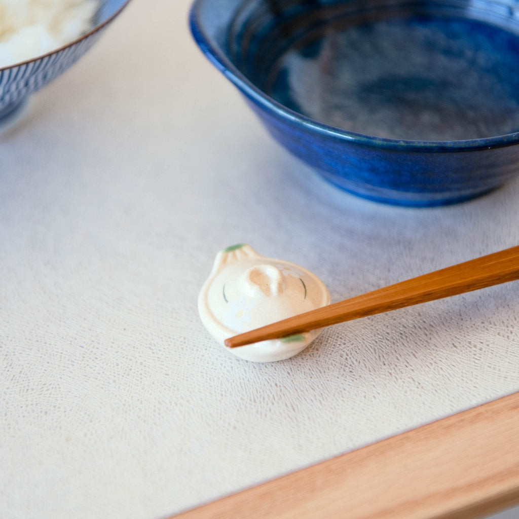 Musubi Kiln Donabe Chopstick Rest