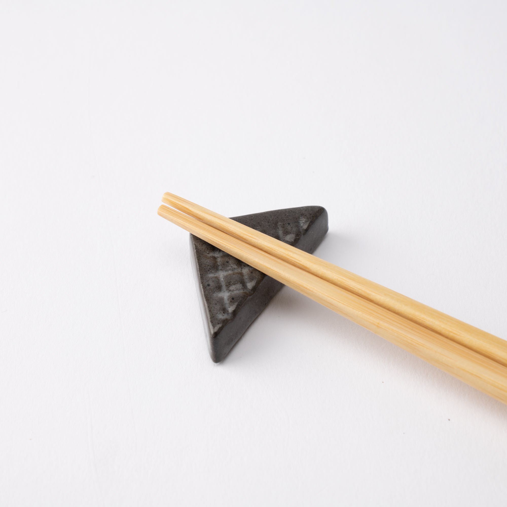 Musubi Kiln Oden Series Chopstick Rest