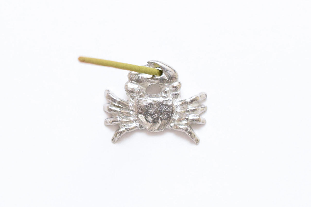 Juttoku Tin Crab Incense Holder - view 2