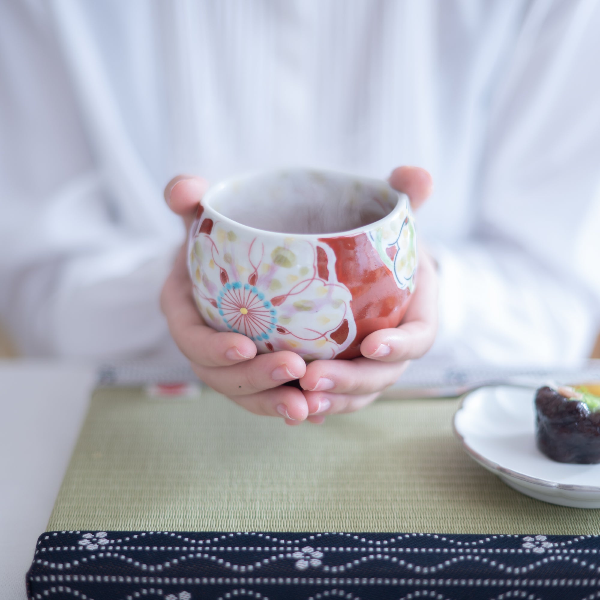 Musubi Kiln Polychrome Flowers Yunomi Japanese Teacup