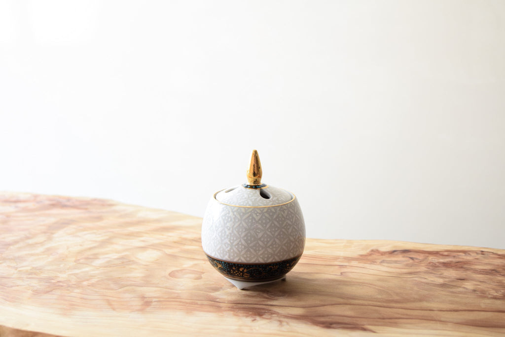 Juttoku Kutani Mini Incense Burner 8.5cm - White Cloisonne - view 3