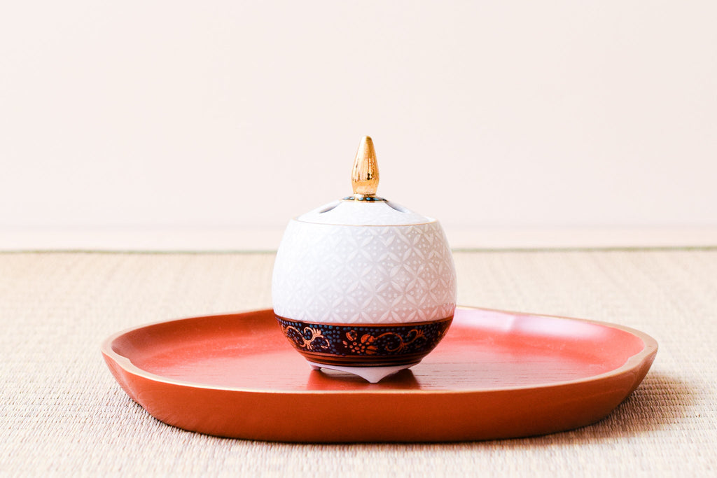 Juttoku Kutani Mini Incense Burner 8.5cm - White Cloisonne - view 5