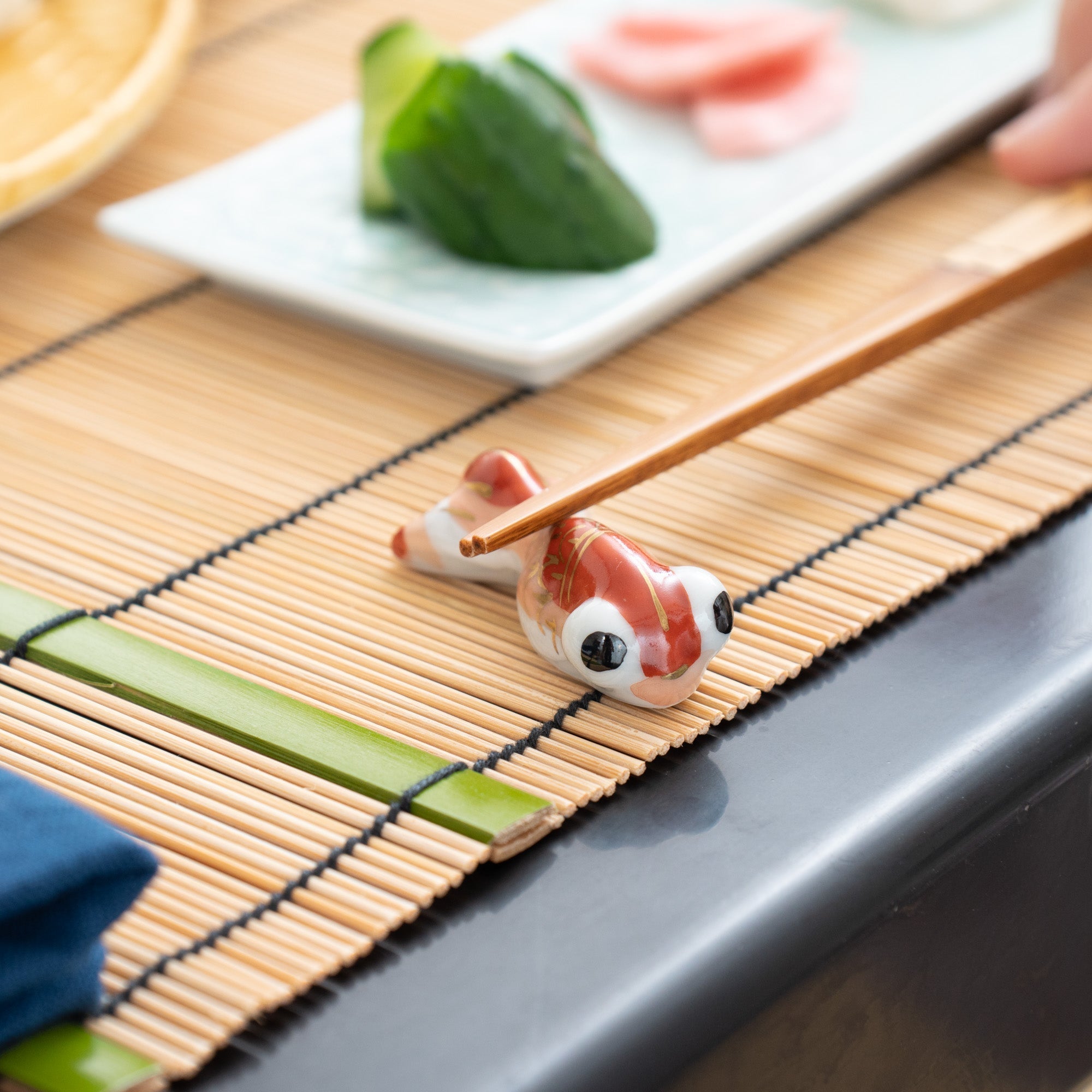 Musubi Kiln Red and Black Pop-Eyed Goldfish Chopstick Rest Set