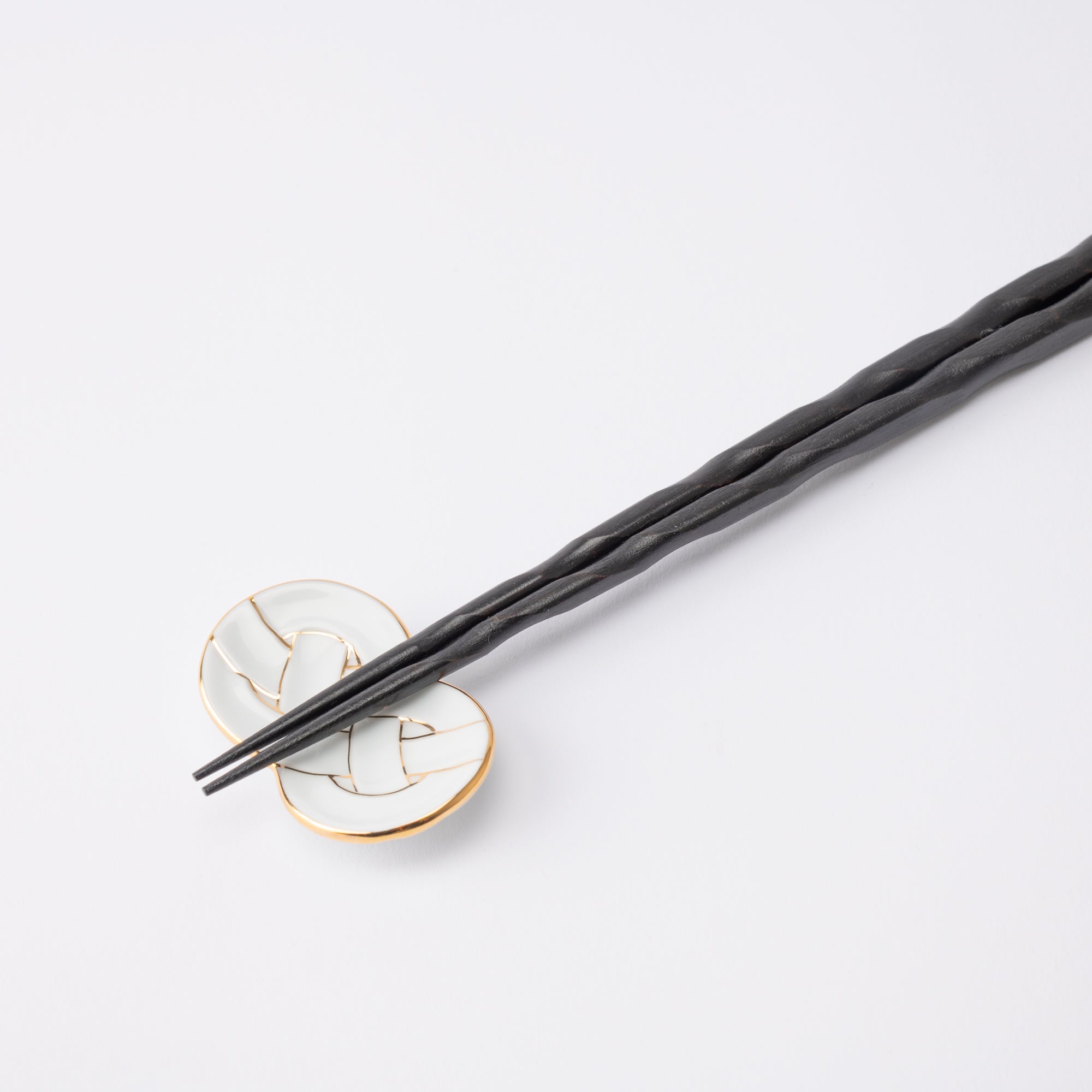 Musubi Kiln Awaji Knot Chopstick Rest