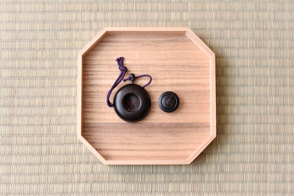 Juttoku Ebony Powder Incense Container - Small - view 2
